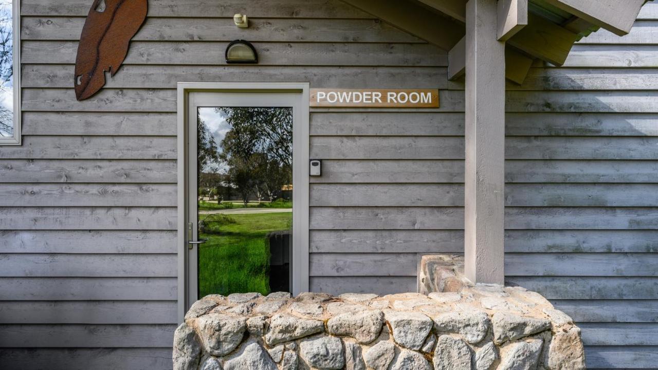 Powder Room Dinner Plain Exterior foto